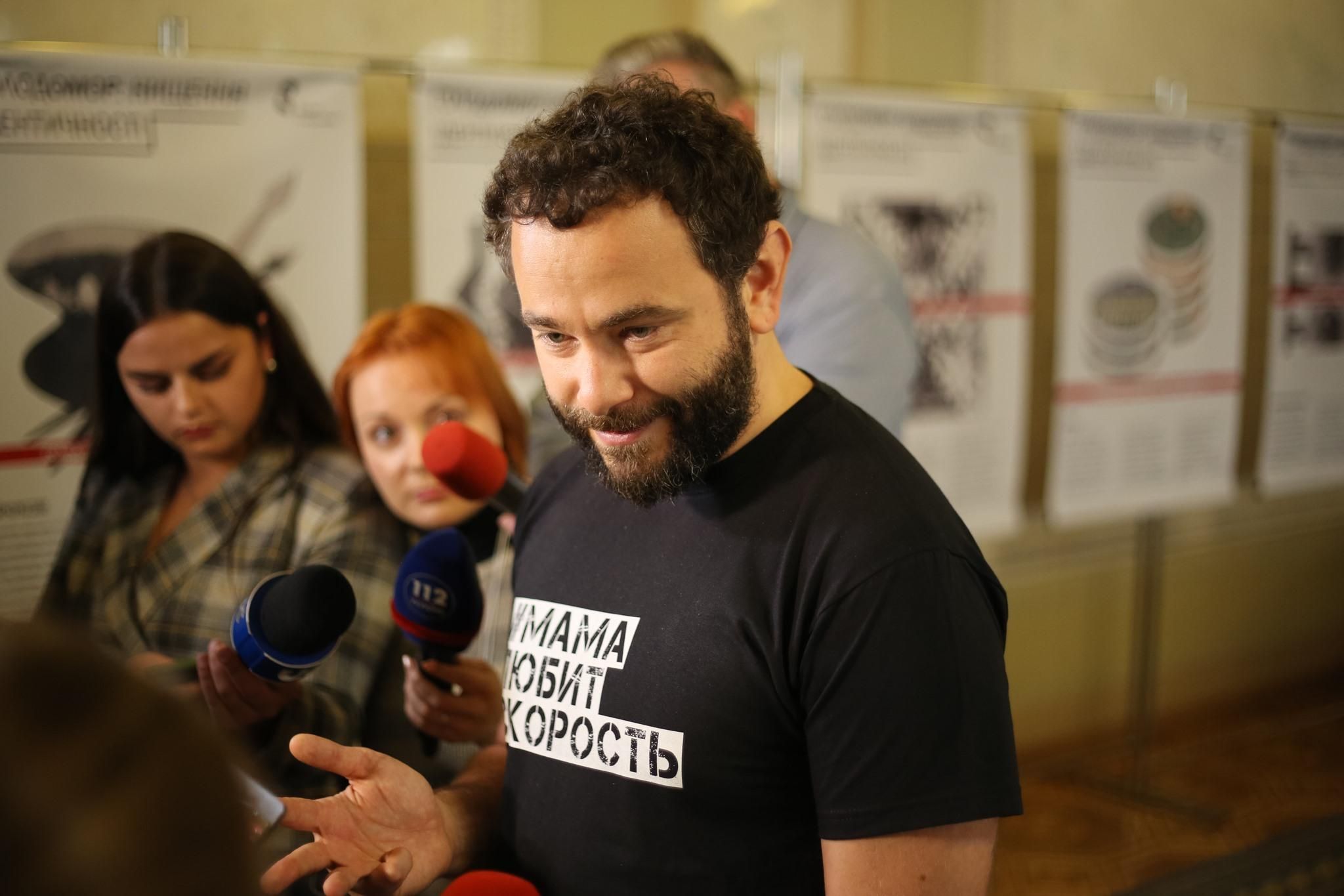 Від "їб*мо собачий рот" до санкцій США: чи покарають депутата Дубінського Від "їб*мо собачий рот" до санкцій США: чи покарають депутата Дубінського