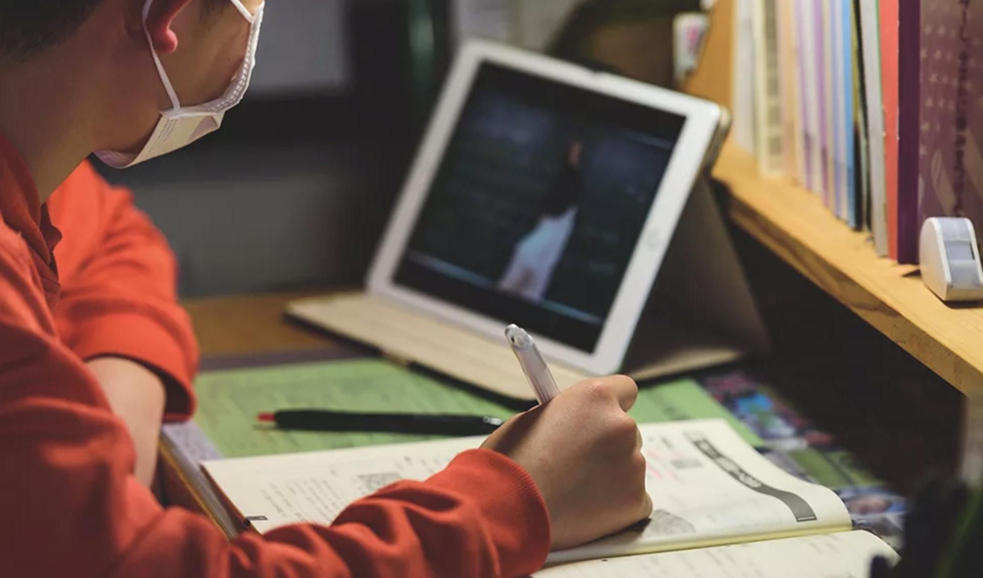 В каких городах школы начали онлайн-обучения после каникул: отчет В каких городах школы начали онлайн-обучения после каникул: отчет