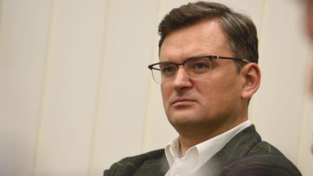 Україна не потребує порад про героїв: Кулеба послу Ізраїлю про Бандеру Україна не потребує порад про героїв: Кулеба послу Ізраїлю про Бандеру