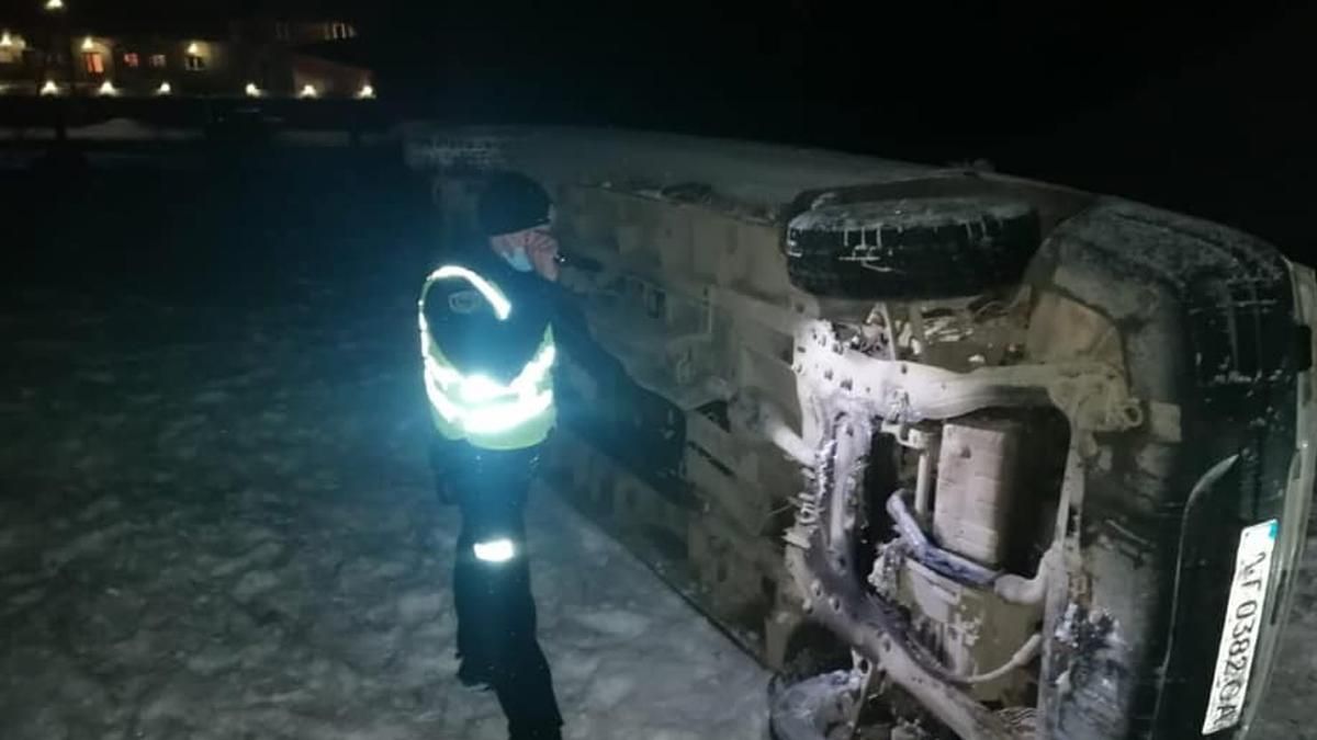 На Верховинщині в ДТП загинула маленька дівчинка На Верховинщині в ДТП загинула маленька дівчинка