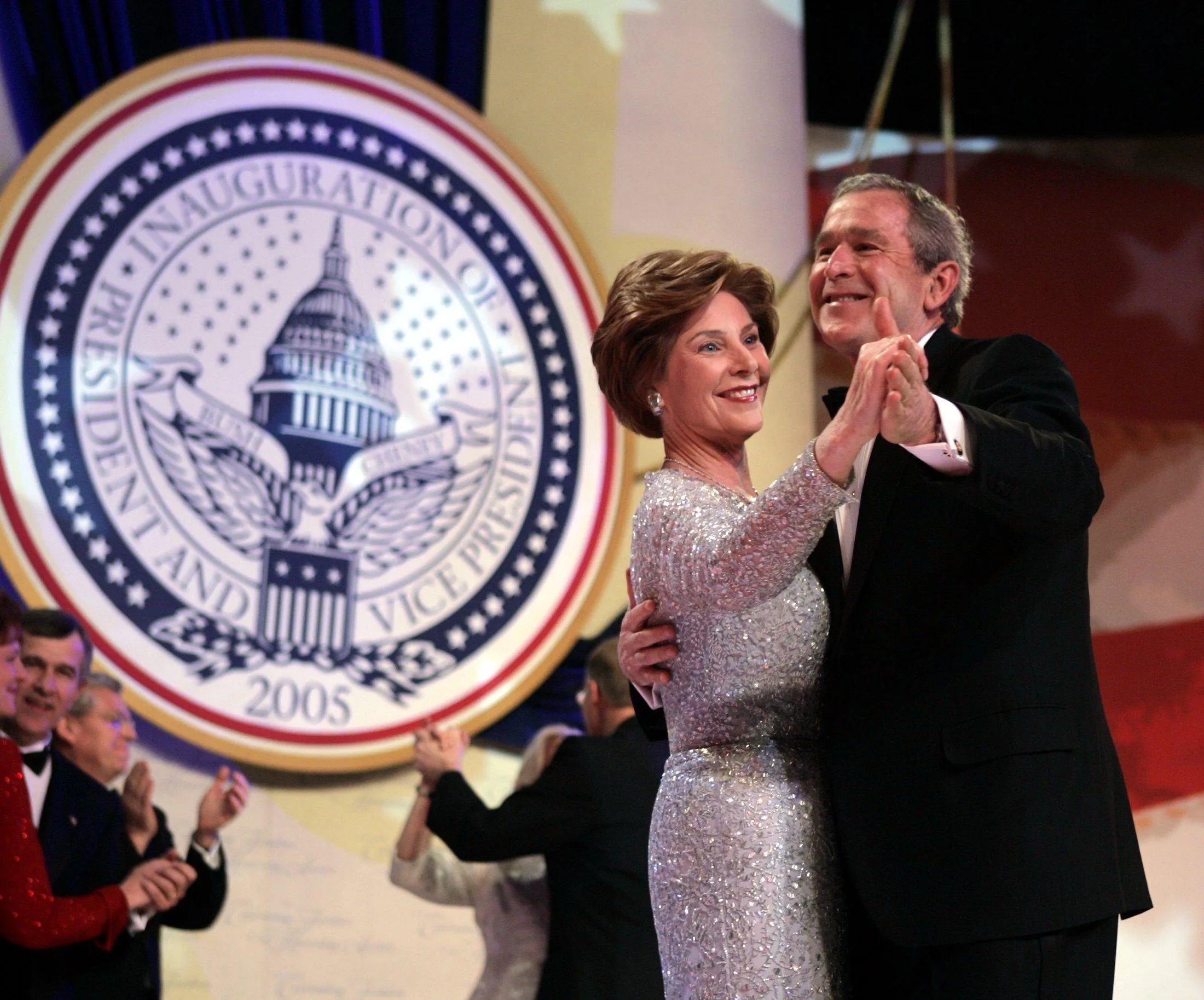 Лора Буш Лора Буш