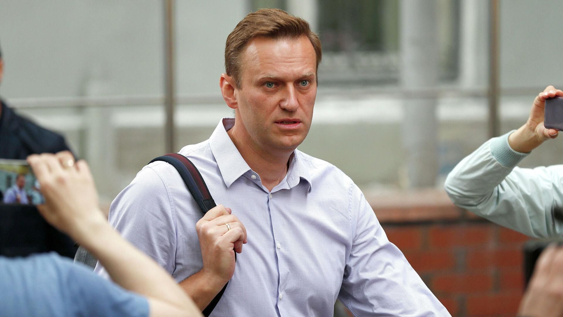 Журналистам запретили снимать на видео прилет Навального в аэропорт