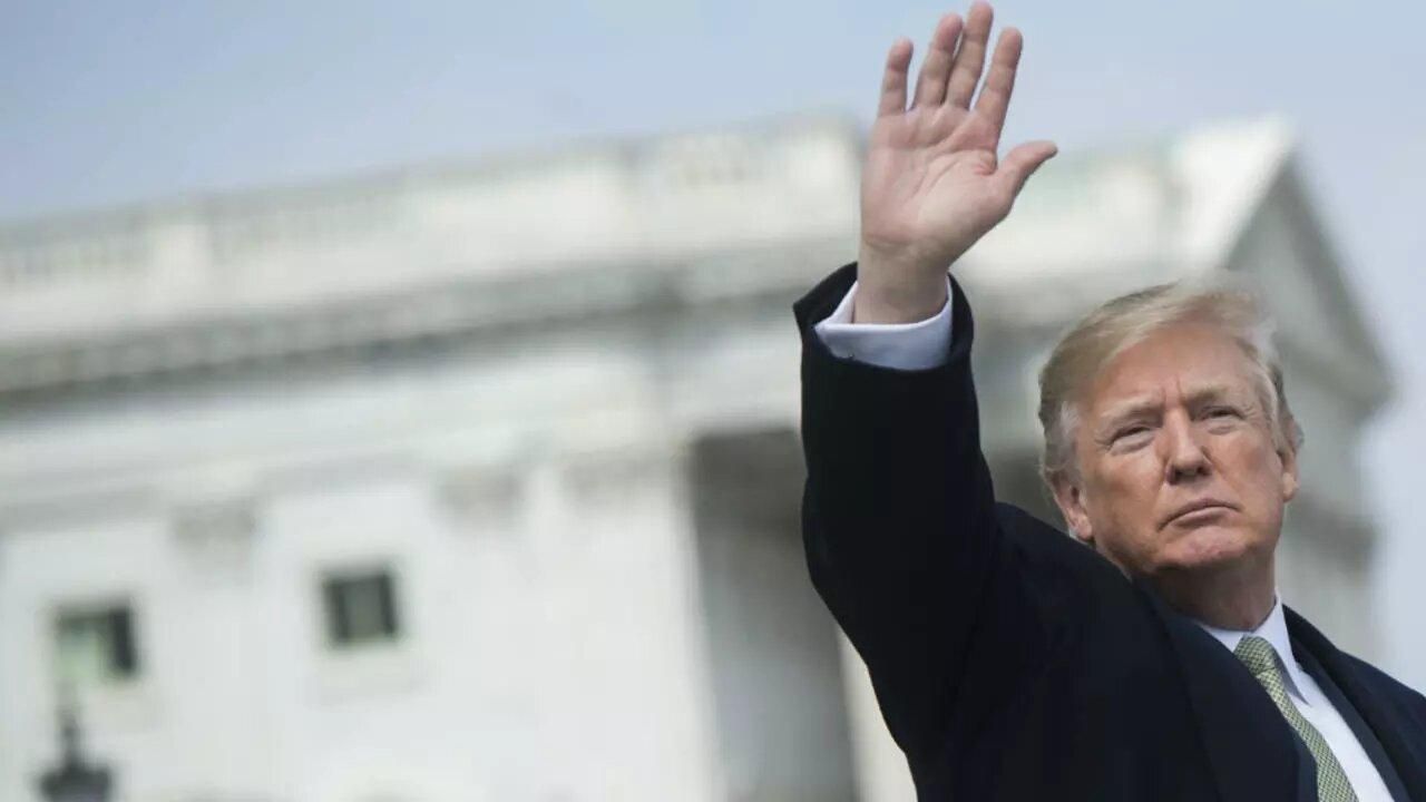 Трамп покине Білий Дім ще до інавгурації Байдена, – ЗМІ Трамп покине Білий Дім ще до інавгурації Байдена, – ЗМІ