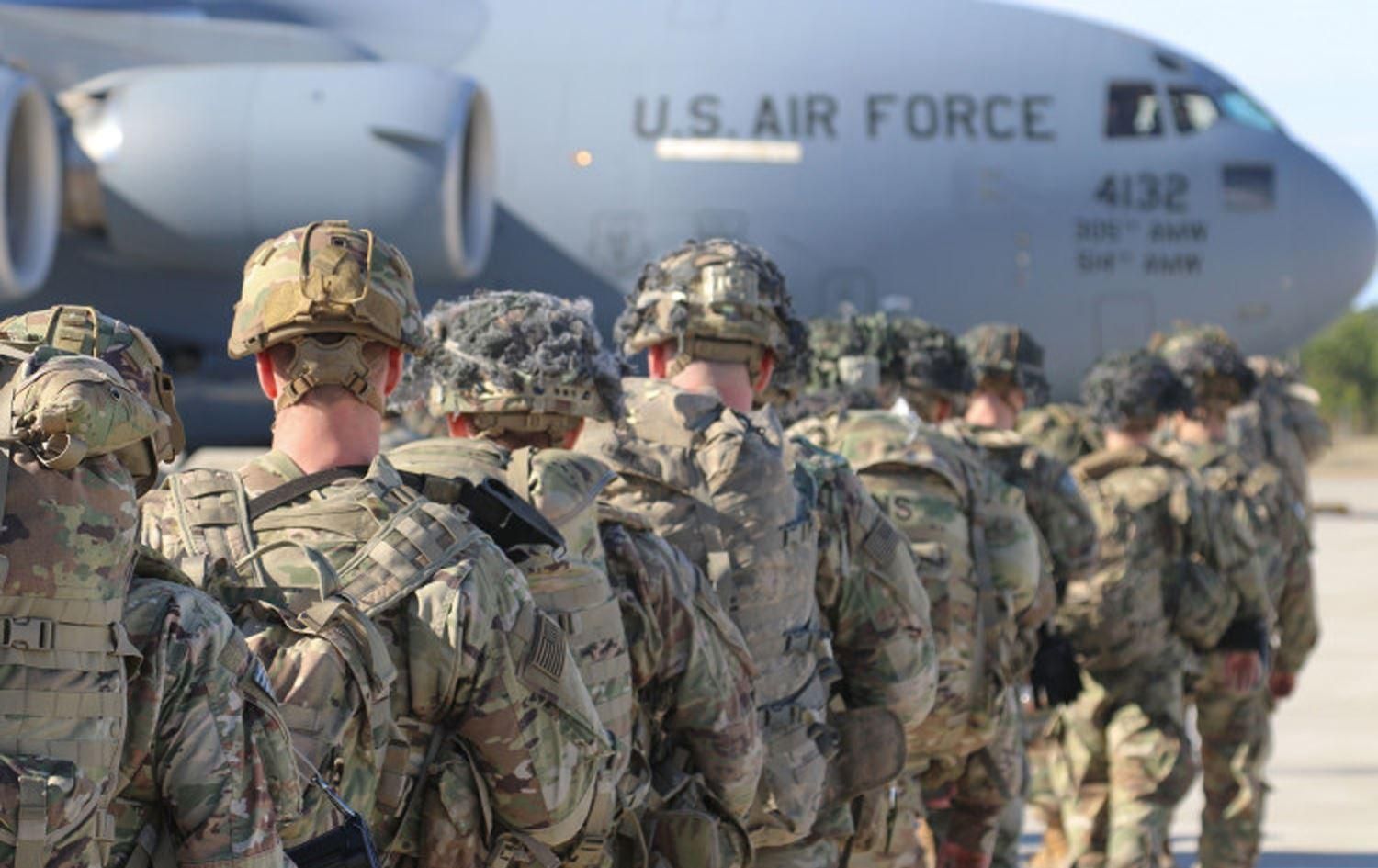 США уменьшают количество военных в Афганистане и Ираке до уровня 2001 года США уменьшают количество военных в Афганистане и Ираке до уровня 2001 года