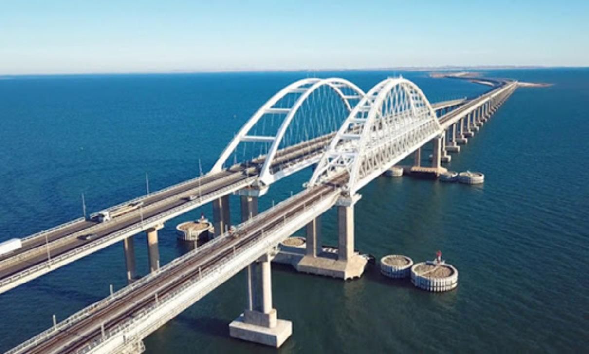 Керченський міст може зруйнуватись внаслідок сильного землетрусу Керченський міст може зруйнуватись внаслідок сильного землетрусу