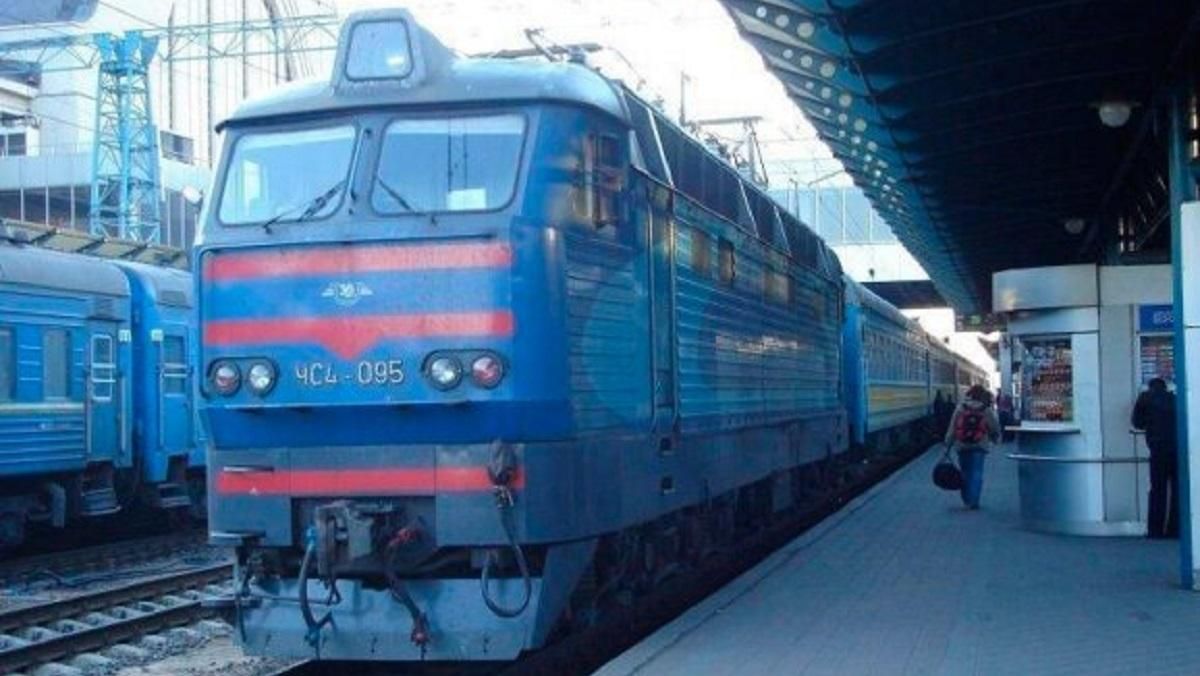 Українські потяги впритул під'їжджатимуть до окупованого Криму