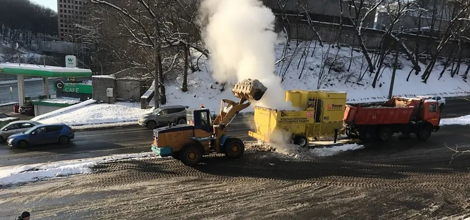 Кличко показав, як у Києві ліквідовують сніг Кличко показав, як у Києві ліквідовують сніг