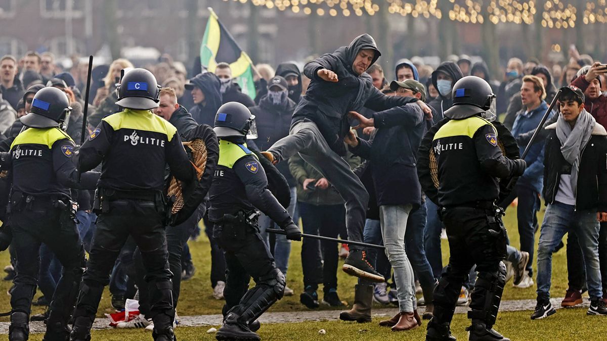 В Амстердамі розігнали акцію протесту