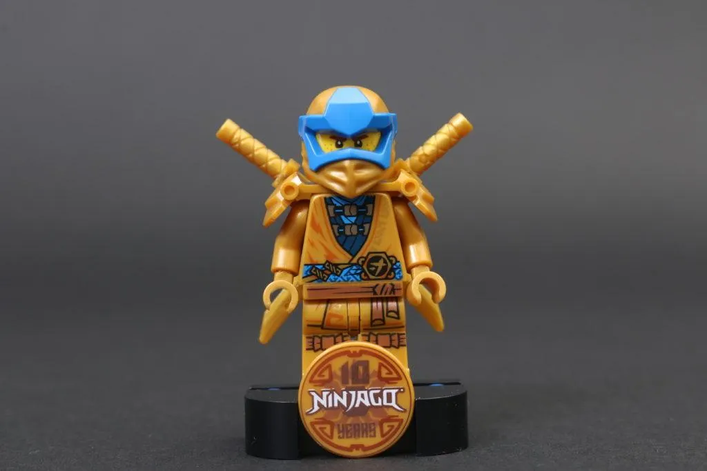 Lego Ninjago святкує 10-річний ювілей та анонсує новий набір серії Lego Ninjago святкує 10-річний ювілей та анонсує новий набір серії