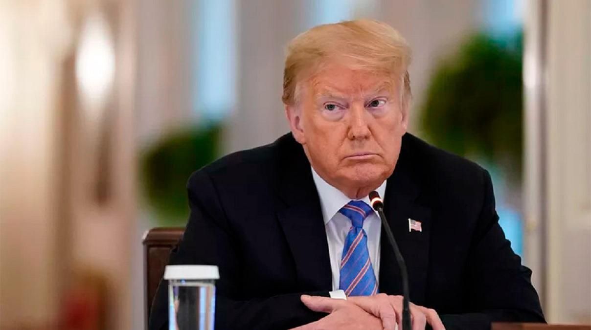 В останній день президентства Трамп помилує 100 людей, - ЗМІ В останній день президентства Трамп помилує 100 людей, - ЗМІ