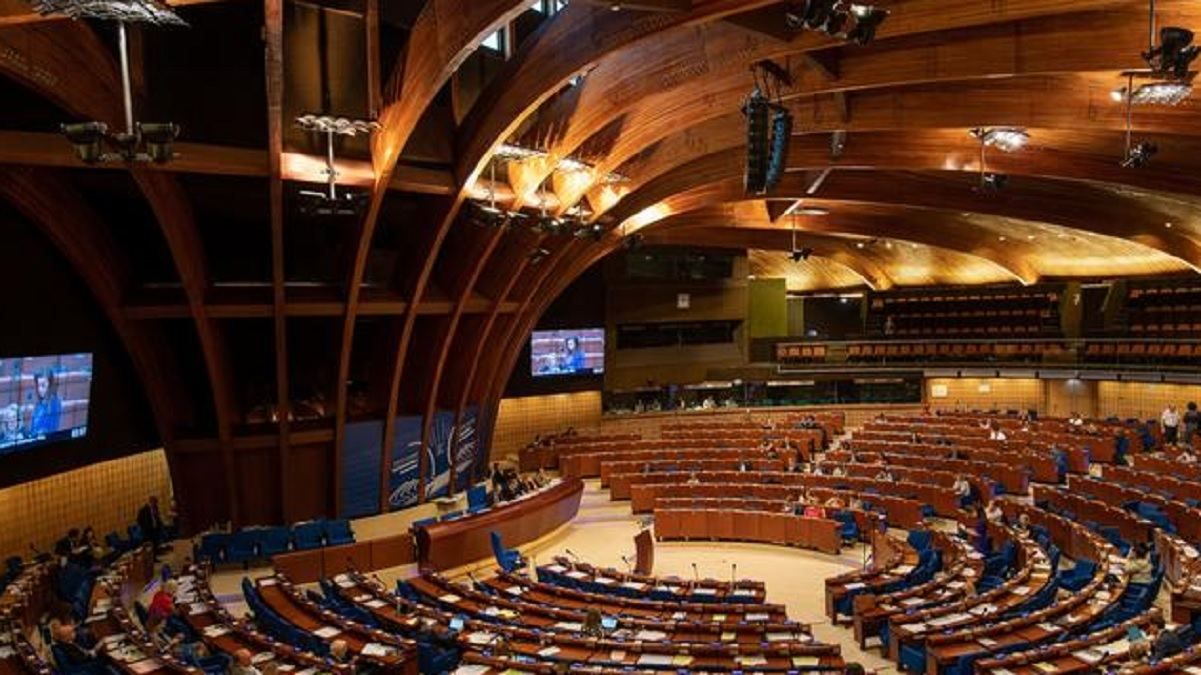 Україна оскаржить повноваження РФ в ПАРЄ через затримання Навального Україна оскаржить повноваження РФ в ПАРЄ через затримання Навального