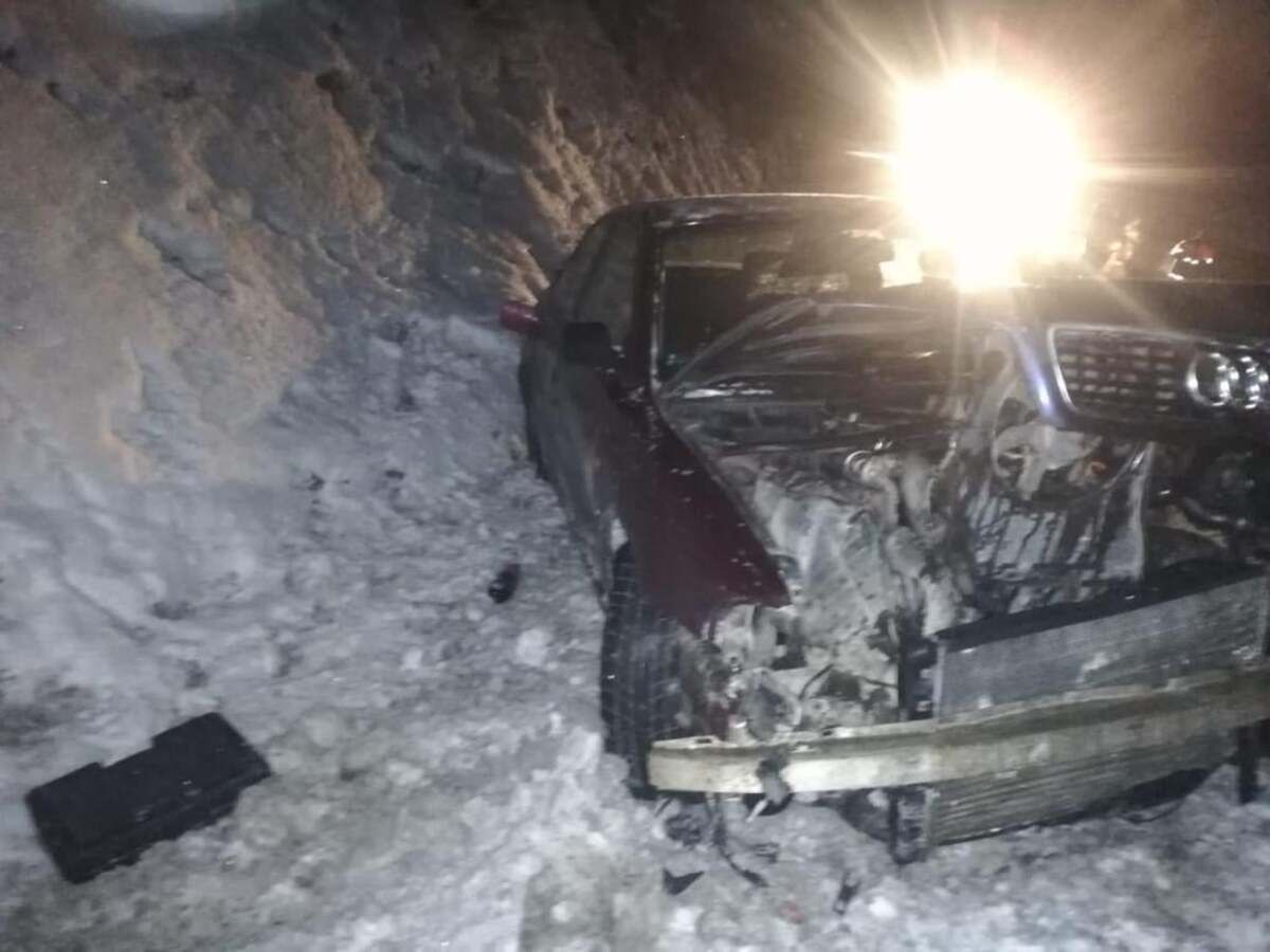 На Львовщине авто вылетело в кювет с заснеженной трассы: 23-летний водитель погиб - фото