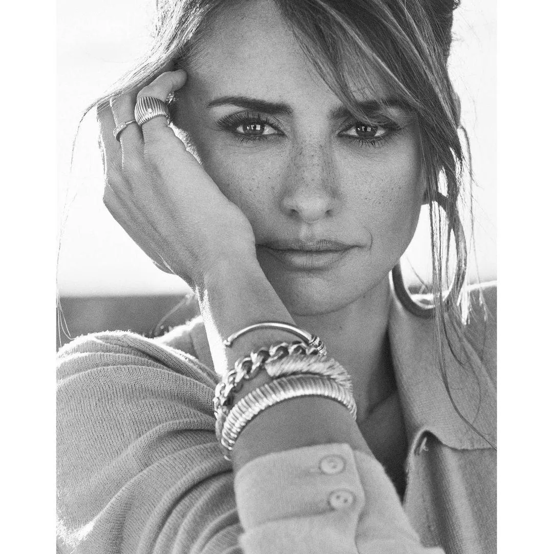 Пенелопа Крус у розкішній фотосесії Пенелопа Крус у розкішній фотосесії