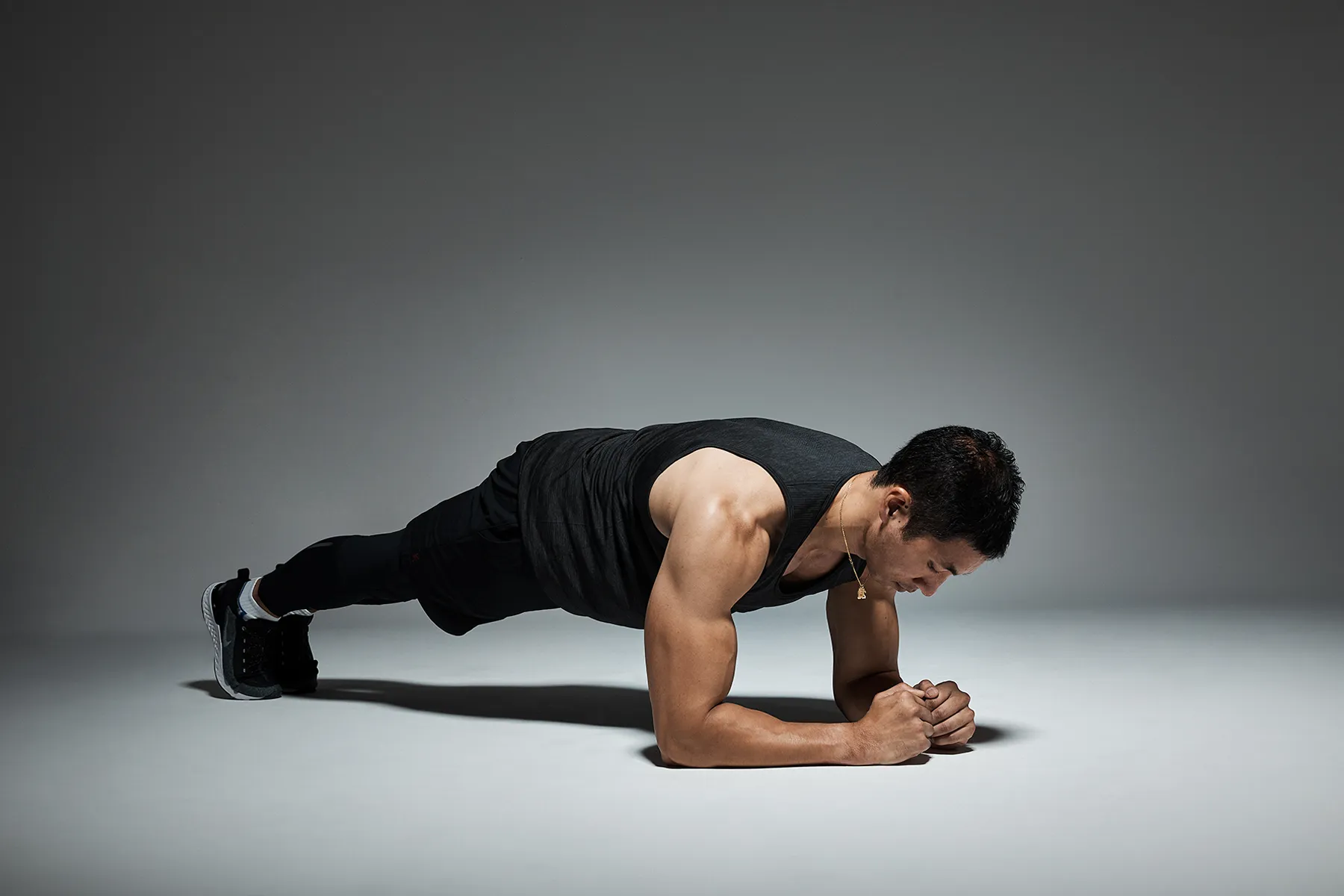 Правильная планка для мужчин. Планка (Plank):. Статические упражнения. Планка мужская.