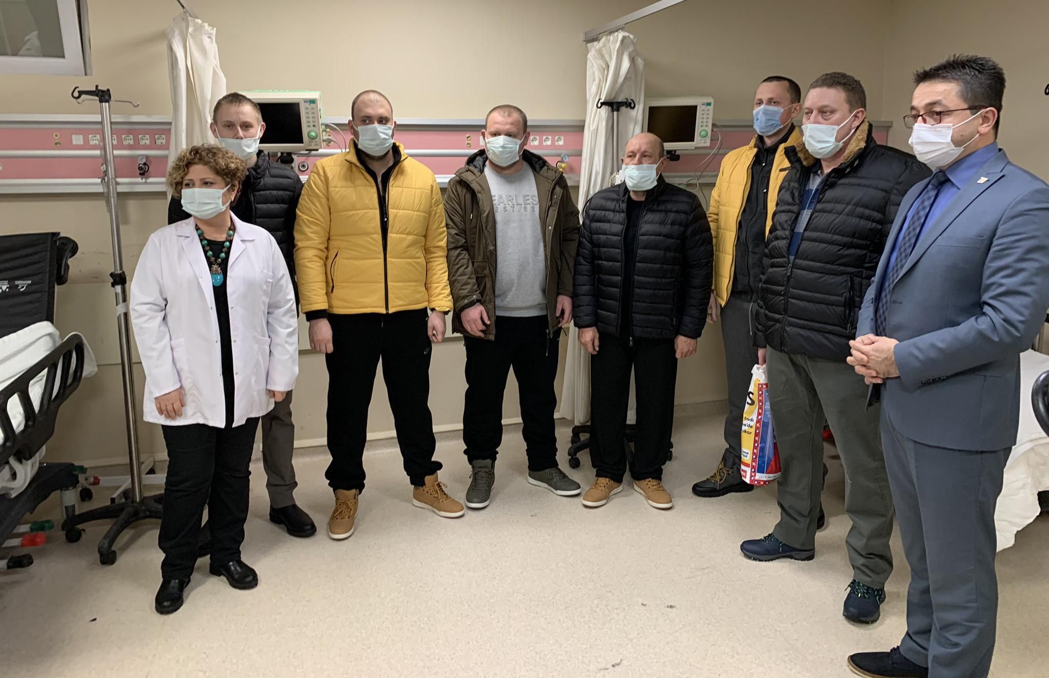 Спасенных моряков 18 января 2021 выписали из больницы Турции Спасенных моряков 18 января 2021 выписали из больницы Турции