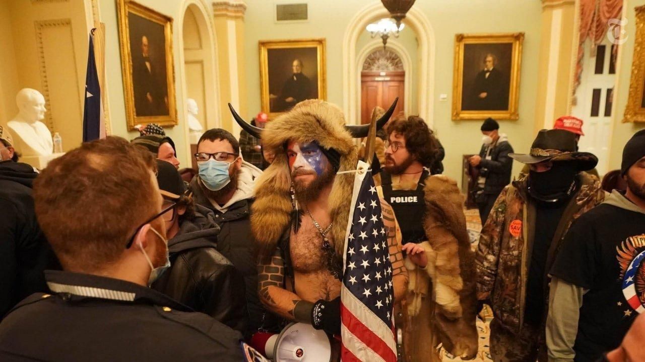 Штучний інтелект навчився визначати політичні погляди людини по фото Штучний інтелект навчився визначати політичні погляди людини по фото