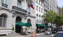Американці відключили російському консульству в Нью-Йорку телефонний зв'язок та інтернет Американці відключили російському консульству в Нью-Йорку телефонний зв'язок та інтернет