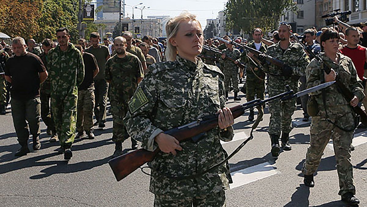 Чи брала участь ветеранка АТО Вікторія Котеленець у параді в Донецьку: що встановила програма розпізнавання облич