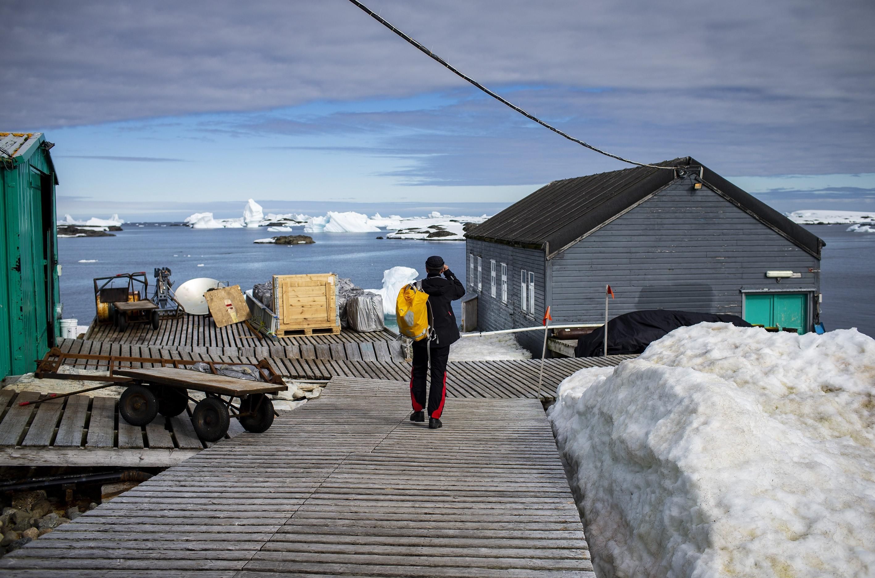 Українська дослідницька станція "Академік Вернадський" в Антарктиці Українська дослідницька станція "Академік Вернадський" в Антарктиці