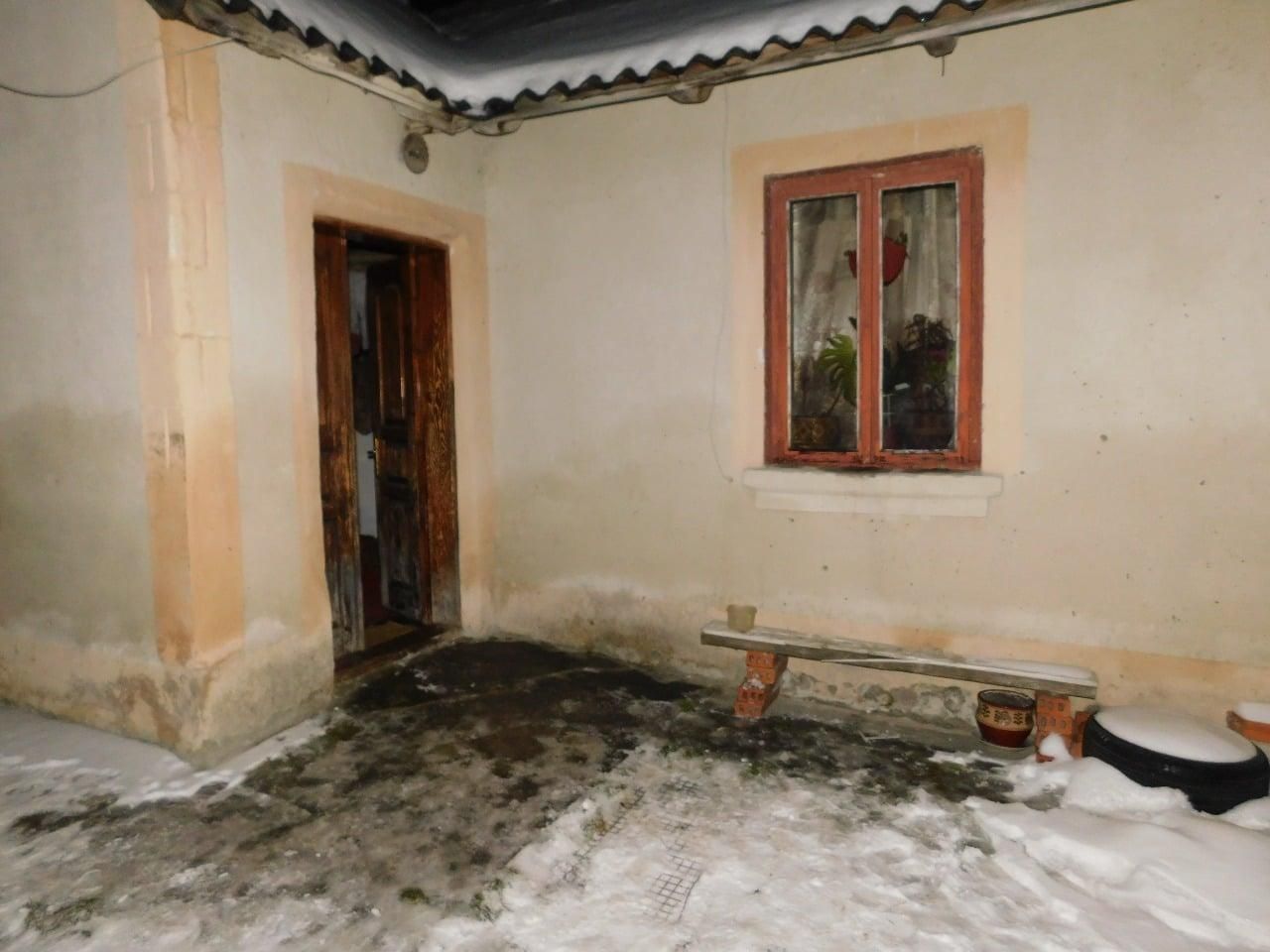 Ребенок остался без отца: на Львовщине семья отравилась угарным газом - фото