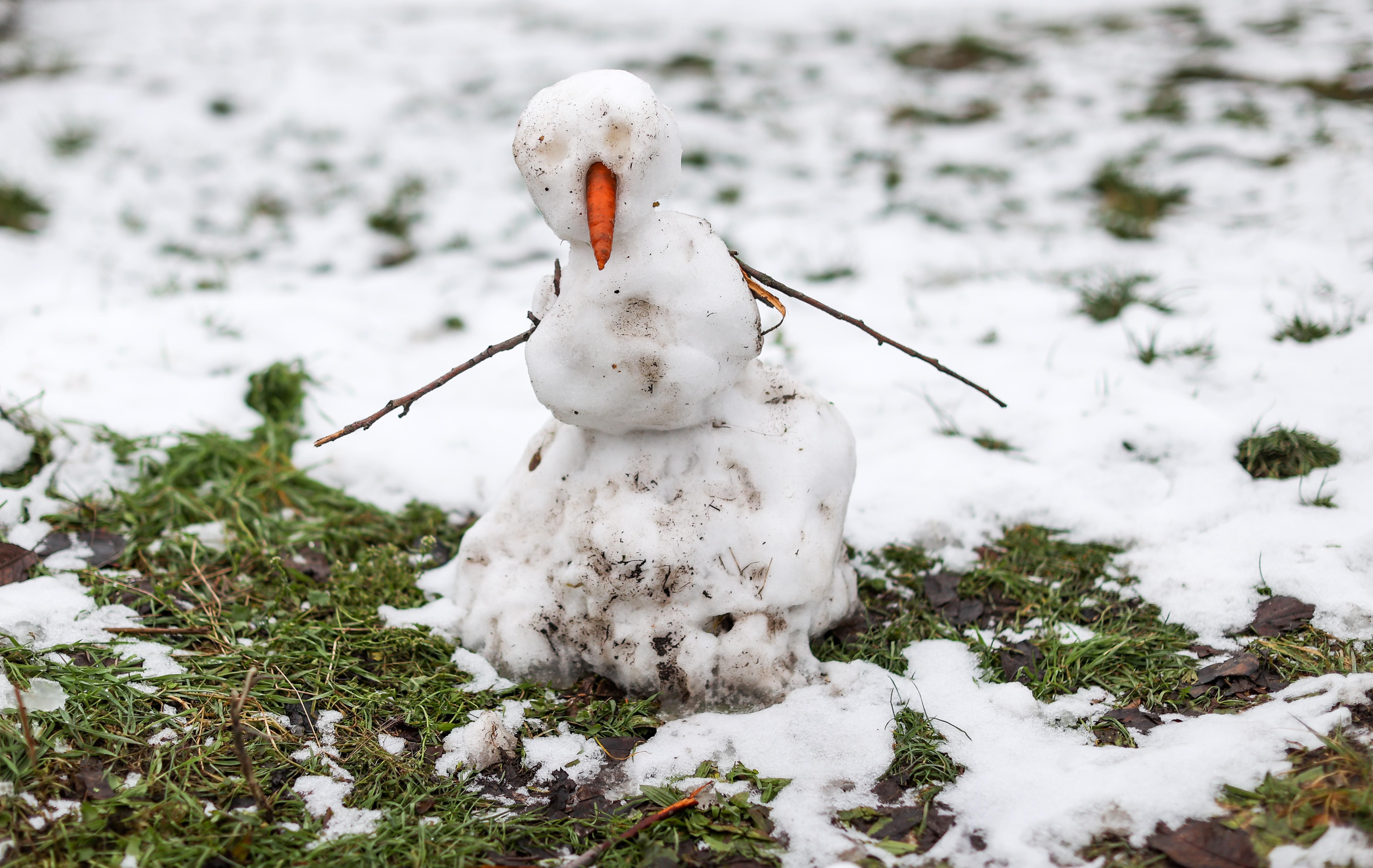 Відлига та штормові вітри: українців попередили про нову небезпеку Відлига та штормові вітри: українців попередили про нову небезпеку