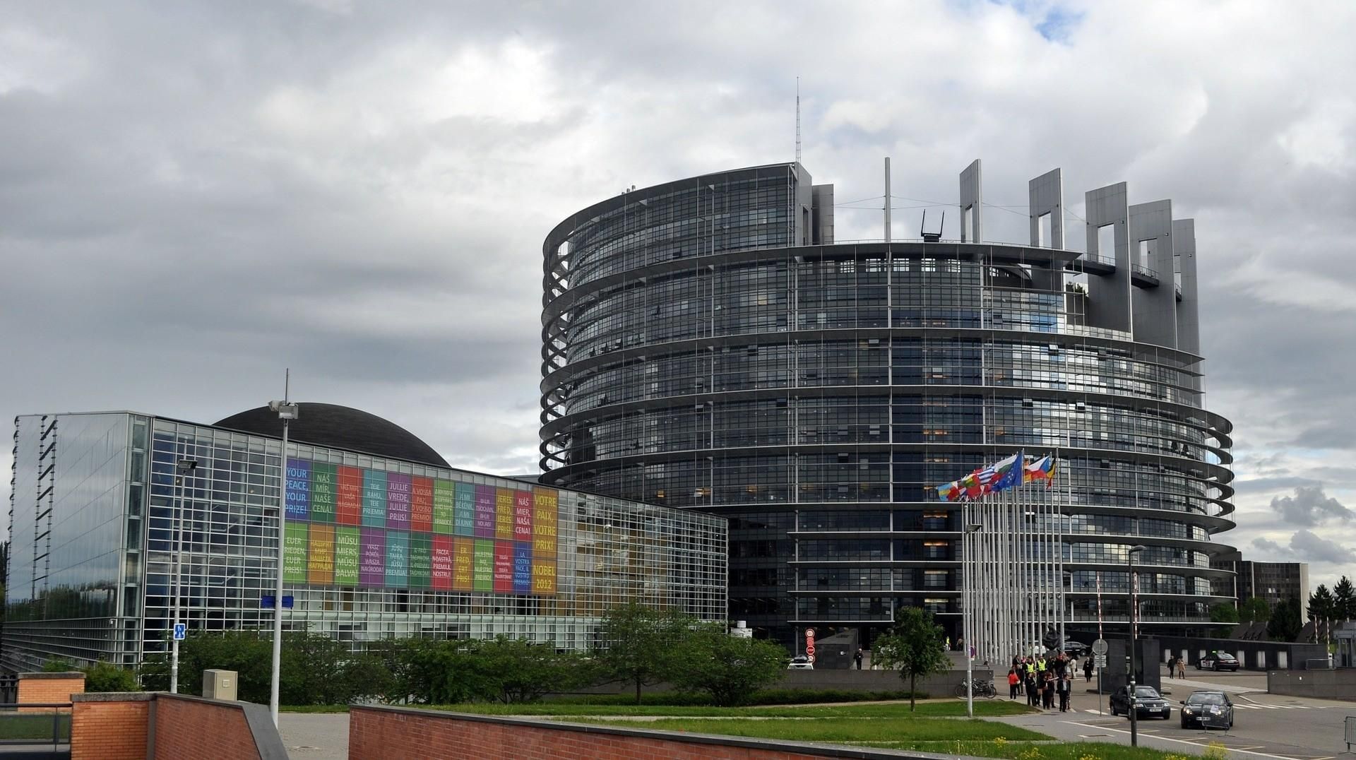 Европарламент проголосовал за ужесточение санкций против России