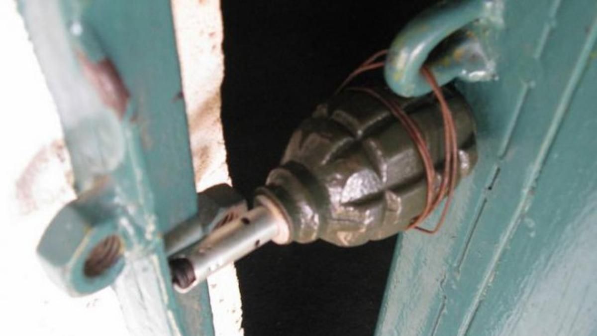 Під Кропивницьким підірвався на розтяжці керівник гранітного кар'єру Під Кропивницьким підірвався на розтяжці керівник гранітного кар'єру