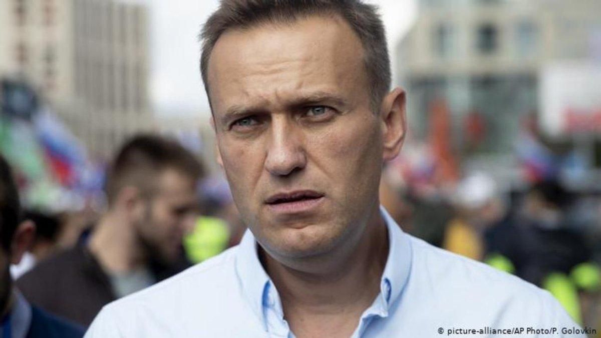 Навального могут приговорить к более 10 лет колонии - Bloomberg