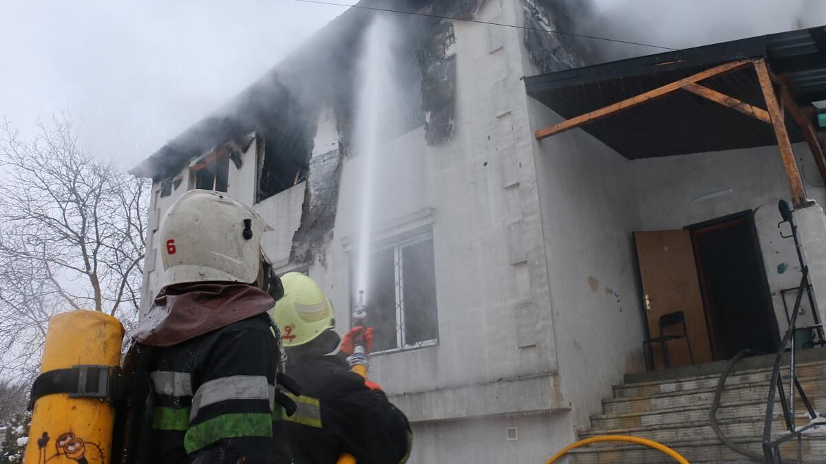 Назвали фамилии и возраст погибших в результате пожара в харьковском доме престарелых