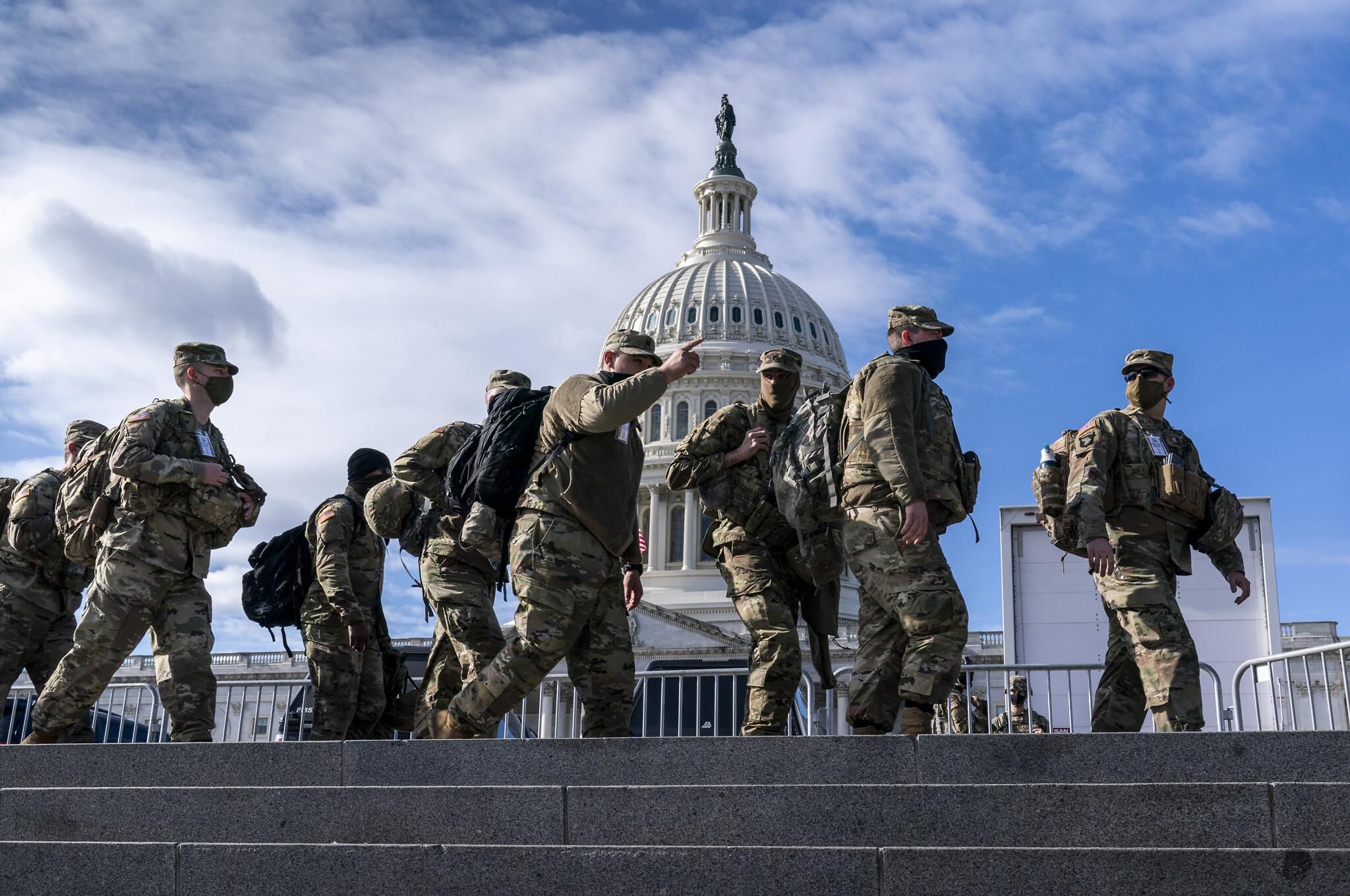 На інавгурації Байдена у США сотні військових заразилися коронавірусом