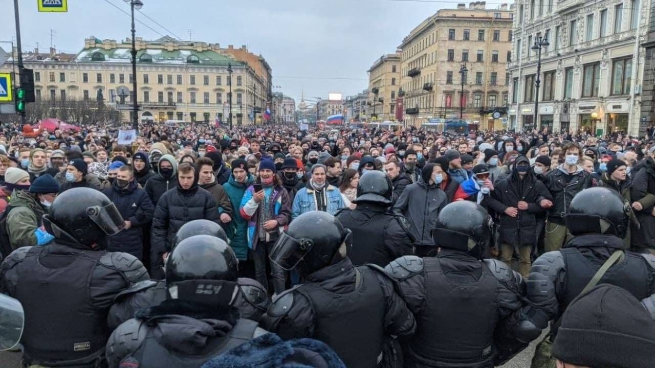 Протести в Росії: чому діти повстали проти Путіна