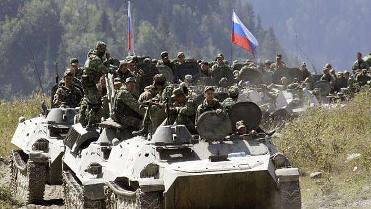 Есть угроза российского вторжения, в частности из Крыма, - СБУ