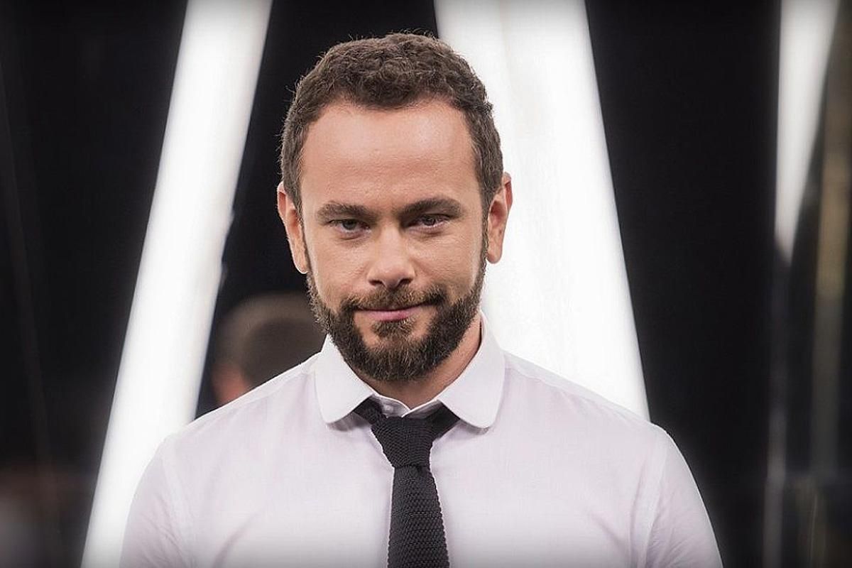 Олександра Дубінського виключили з фракції Слуги народу Олександра Дубінського виключили з фракції Слуги народу