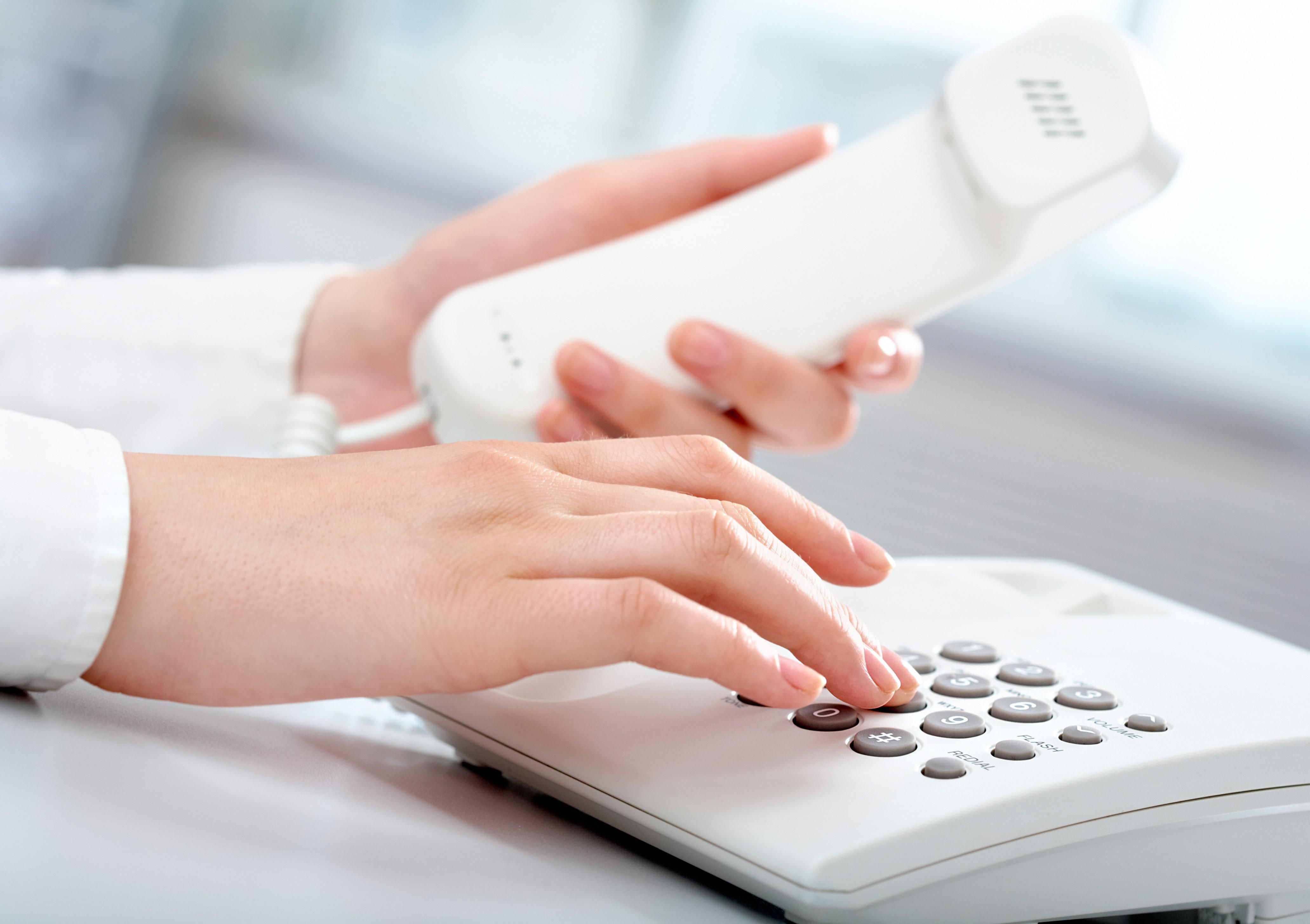 В Украине хотят создать кризисную горячую линию В Украине хотят создать кризисную горячую линию