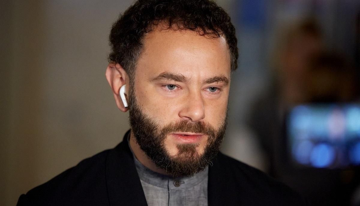 В руководстве "Слуги народа" решили отмолчаться по вопросу Дубинского В руководстве "Слуги народа" решили отмолчаться по вопросу Дубинского