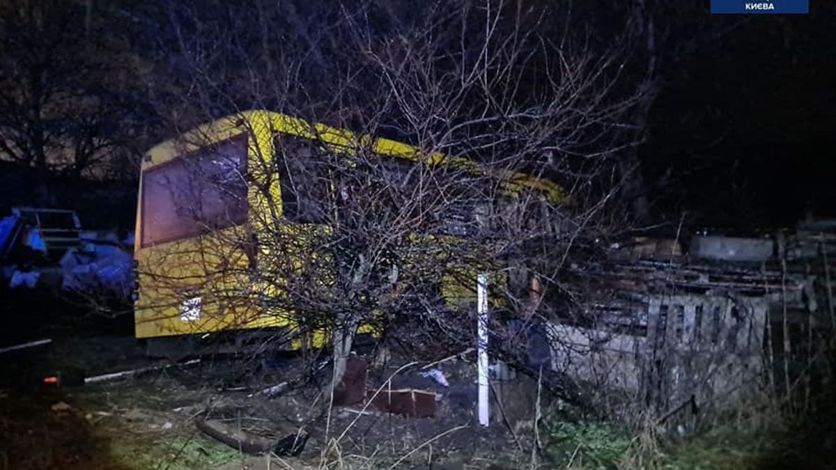 В Киеве пьяный водитель маршрутки сбил велосипедиста - новости