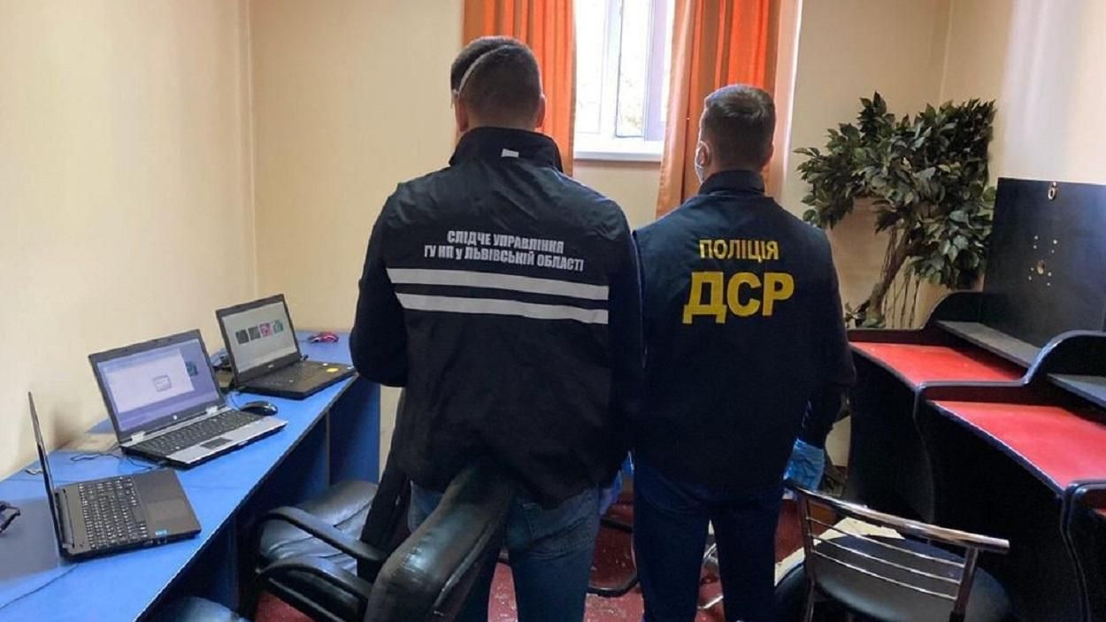 Организовали подпольное казино: во Львове будут судить злоумышленников - фото Организовали подпольное казино: во Львове будут судить злоумышленников - фото
