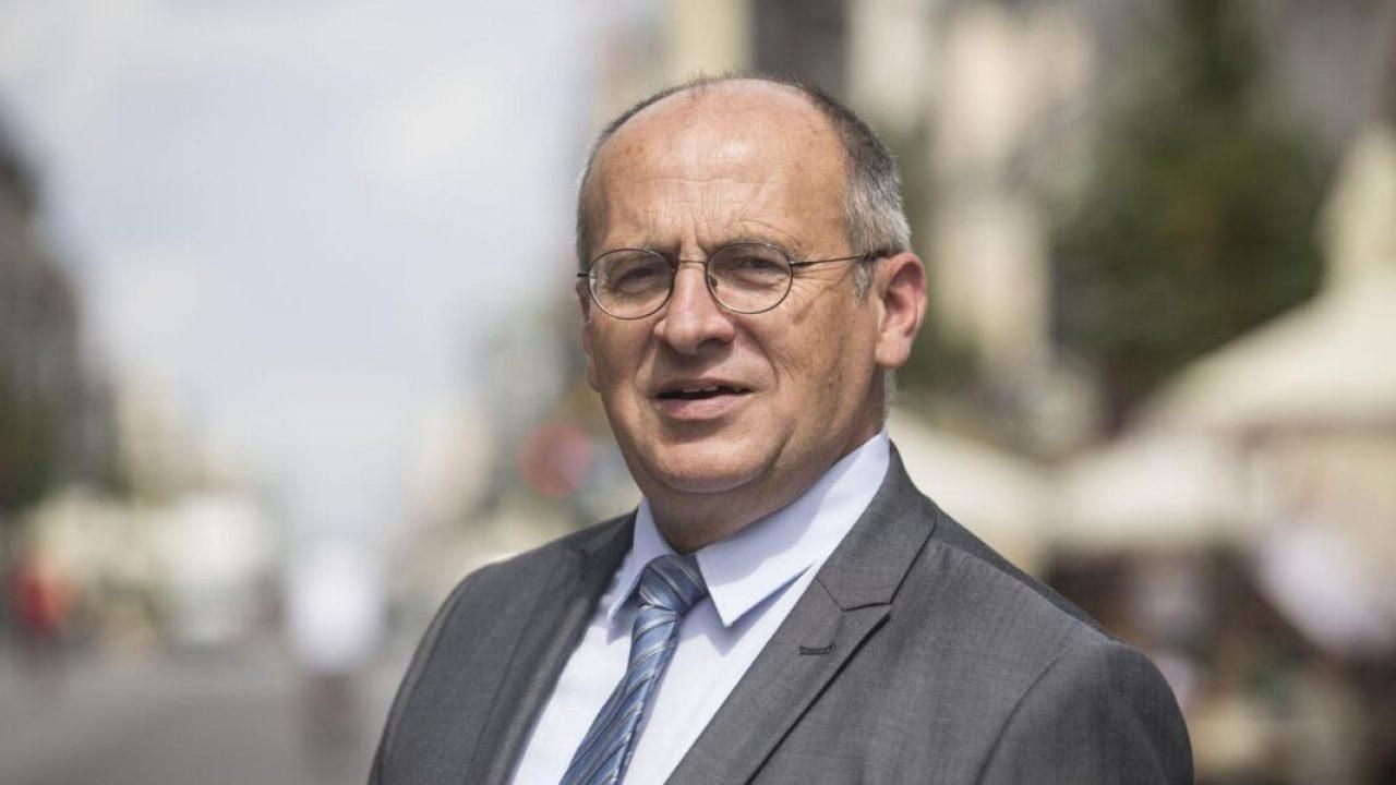 Глава МИД Польши советует Боррелю перед Россией посетить Украину Глава МИД Польши советует Боррелю перед Россией посетить Украину