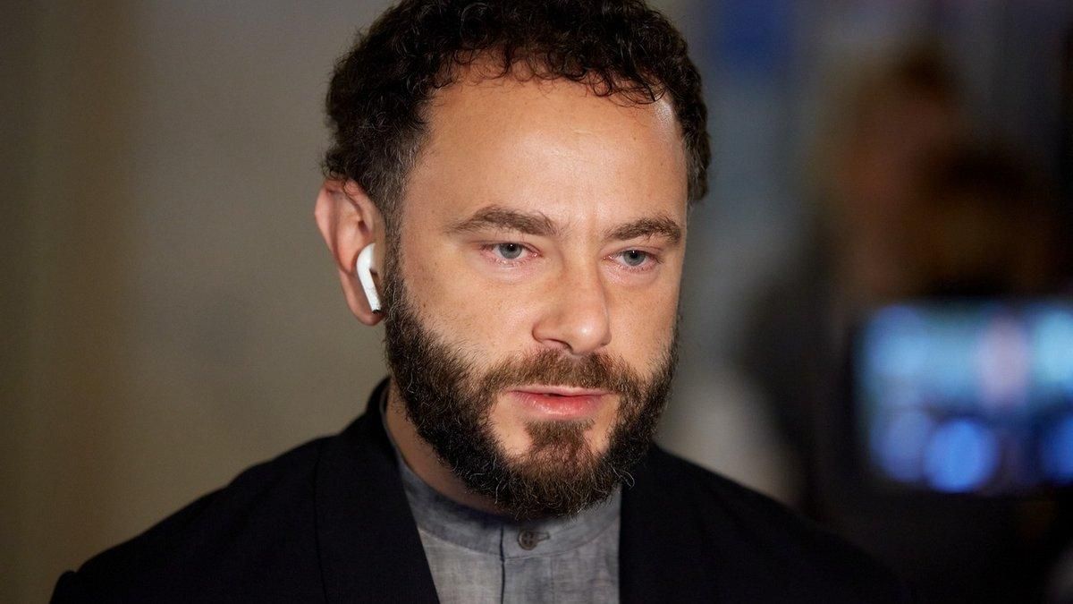 Уйдет или останется: что в Слуге народа говорят о судьбе Дубинского Уйдет или останется: что в Слуге народа говорят о судьбе Дубинского