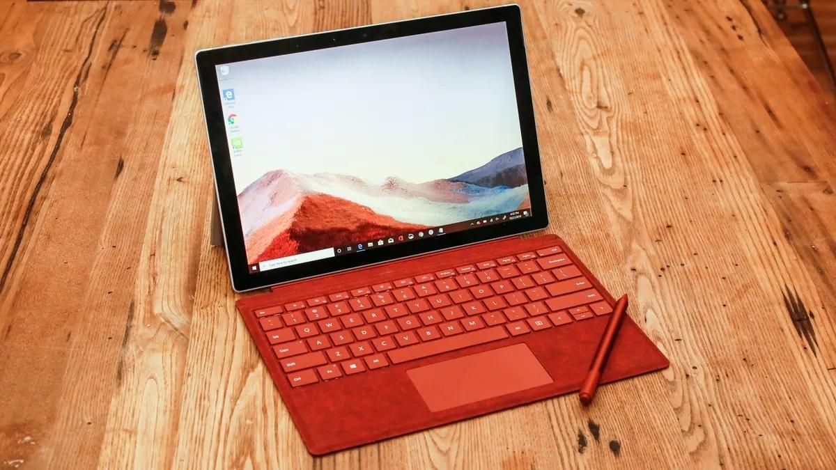 Microsoft висміяла ноутбук Apple в рекламі Surface Pro 7