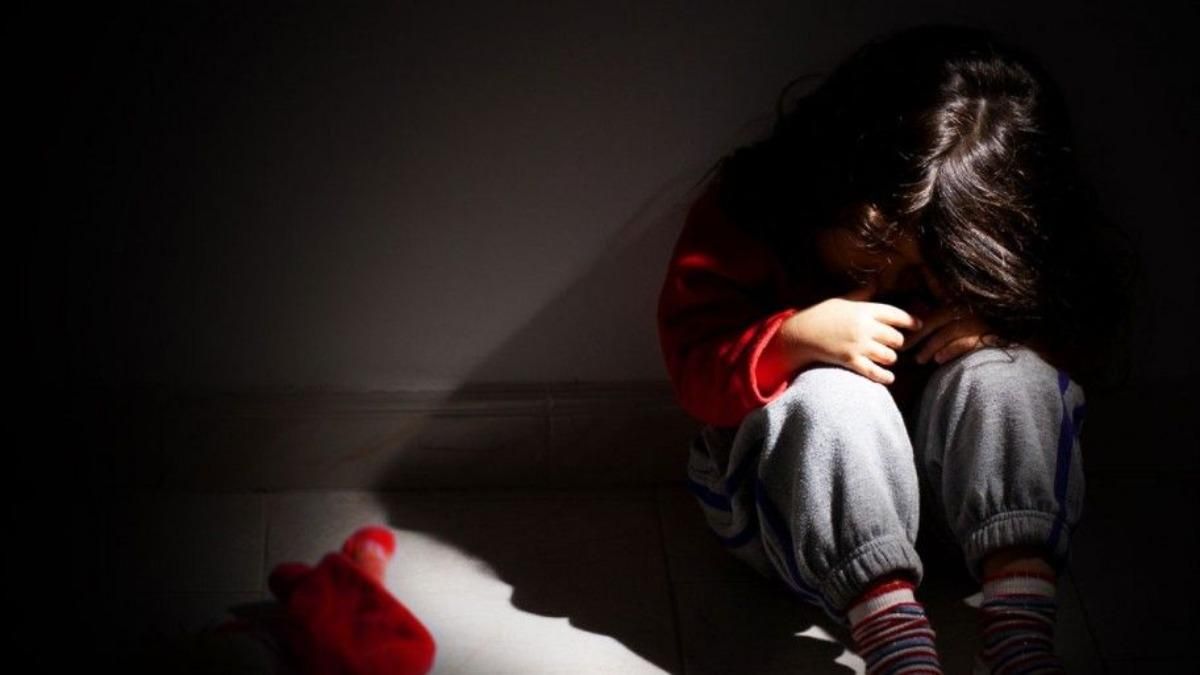 Среди мусора и тараканов: изъятие детей в Харькове Среди мусора и тараканов: изъятие детей в Харькове