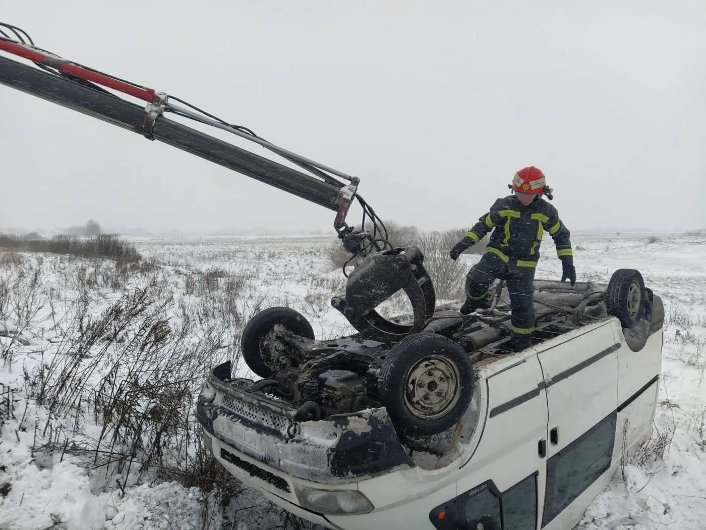 На дорогах Волині складна ситуація через негоду