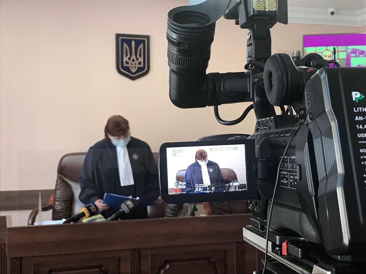 Вчительці, яка відмовилася носити маску в школі, скасували штраф Вчительці, яка відмовилася носити маску в школі, скасували штраф