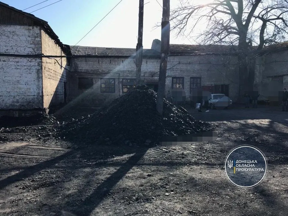 На Донеччині зловмисники незаконно видобували вугілля у закритій шахті