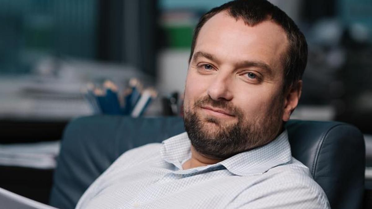 ДБР виручила підозру київському забудовнику Андрію Вавришу ДБР виручила підозру київському забудовнику Андрію Вавришу