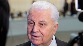 Начинают торговать живыми людьми, – Кравчук об обмене пленными