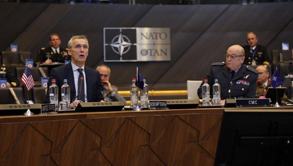 Столтенберг закликав НАТО збільшувати витрати на оборону