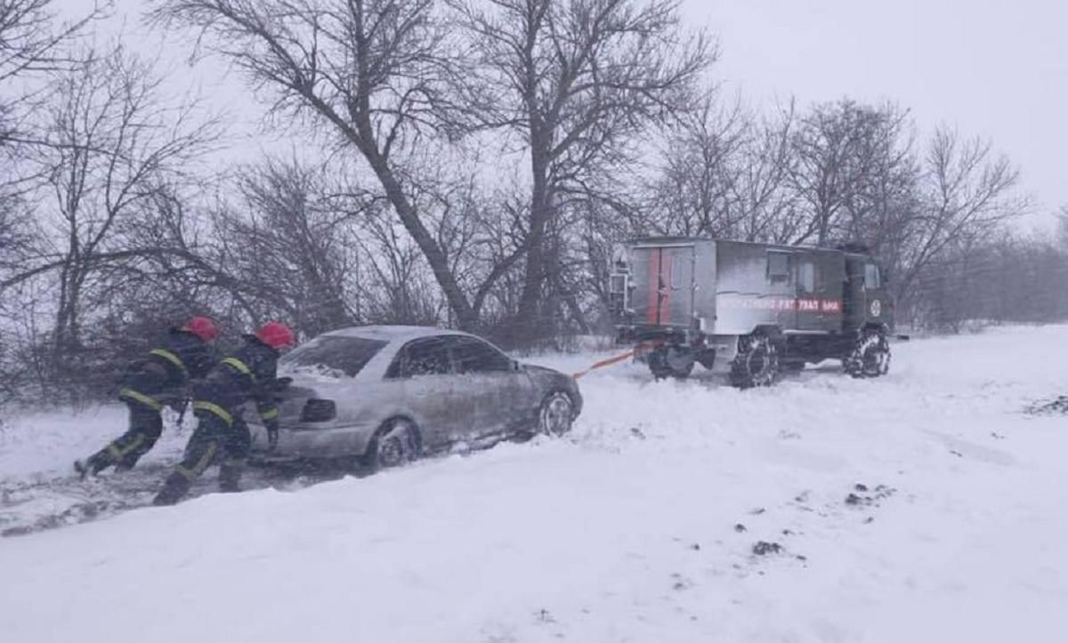 В Украине ухудшилась погода, последствия снегопада – фото, видео 