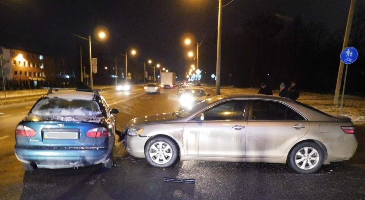 Погиб водитель: во Львове 27.01.2021 случилась жуткая ДТП - фото 