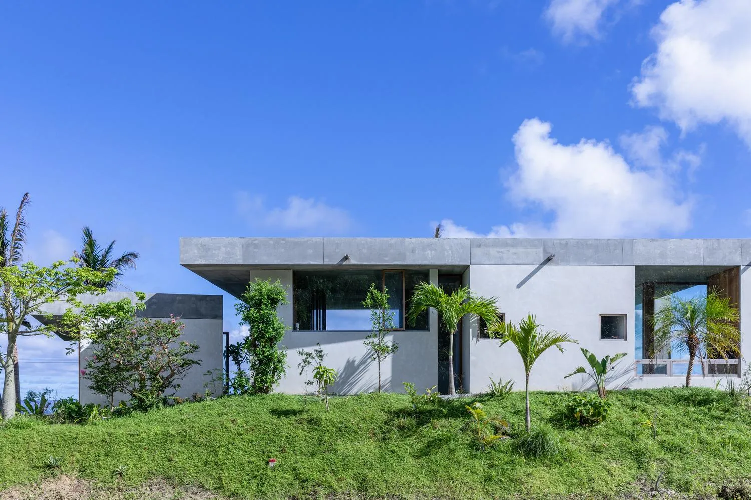 Дім на схилі / Фото Archdaily Дім на схилі / Фото Archdaily